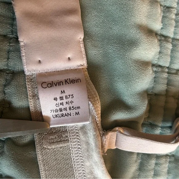 Calvin Klein Bralette - Picture 4 of 4